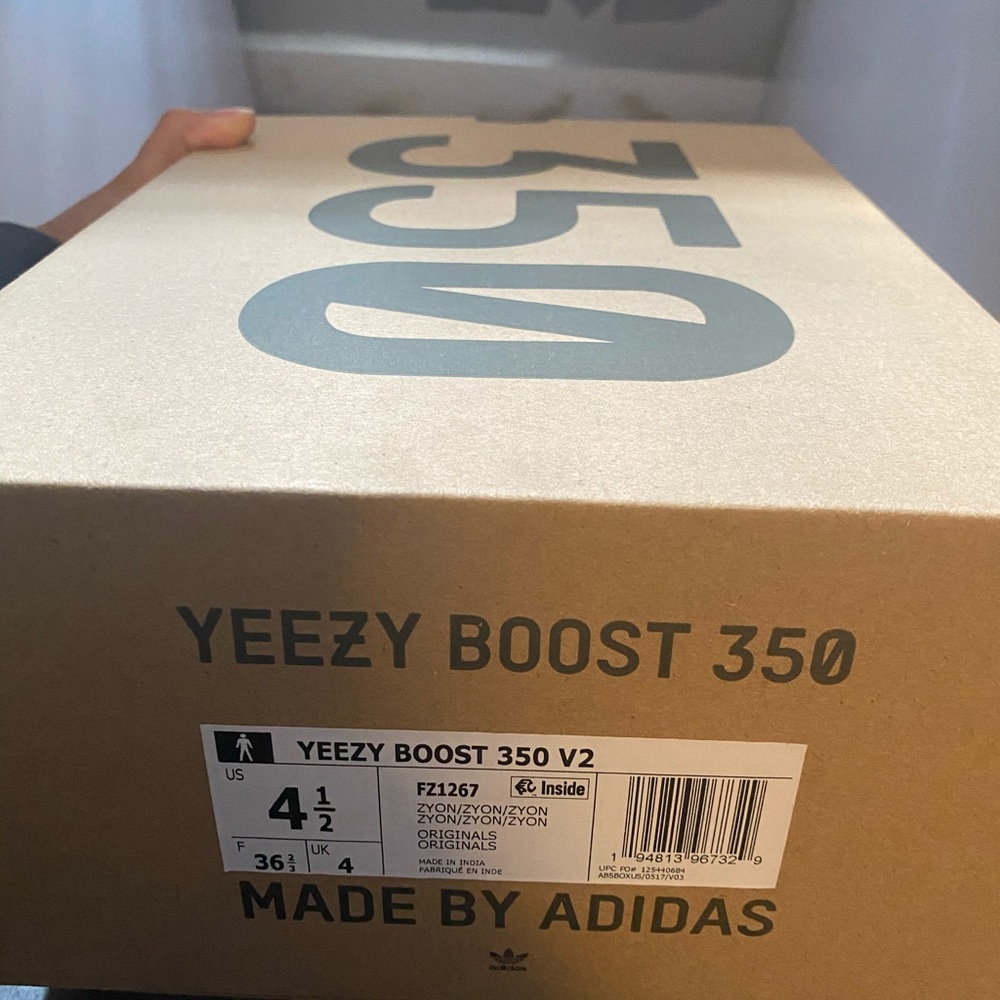 Yeezy 350 Boost “Zyon” - Picture 2 of 6